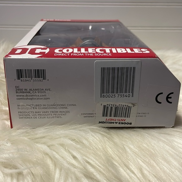 DC Collectibles- Red Hood DC Essentials 7โ Action Figure -NIB - Picture 10 of 13